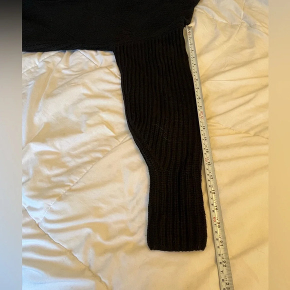 ARITZIA Wilfred
Requiem Merino Wool Knit Sweater Dress Black Size XXS, Cozy Chic - Picture 14 of 14